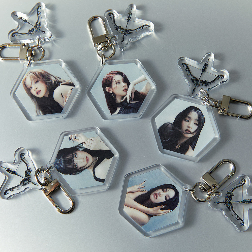 (G)I-DLE - Acrylic Keyring & Phoca Set - Line Friends Square - Acrylic Keyring - Harumio