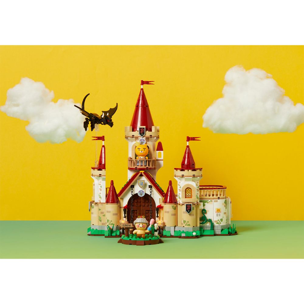 Kakao Friends - Ryan & Choonsik Dragon Castle Brick Figure