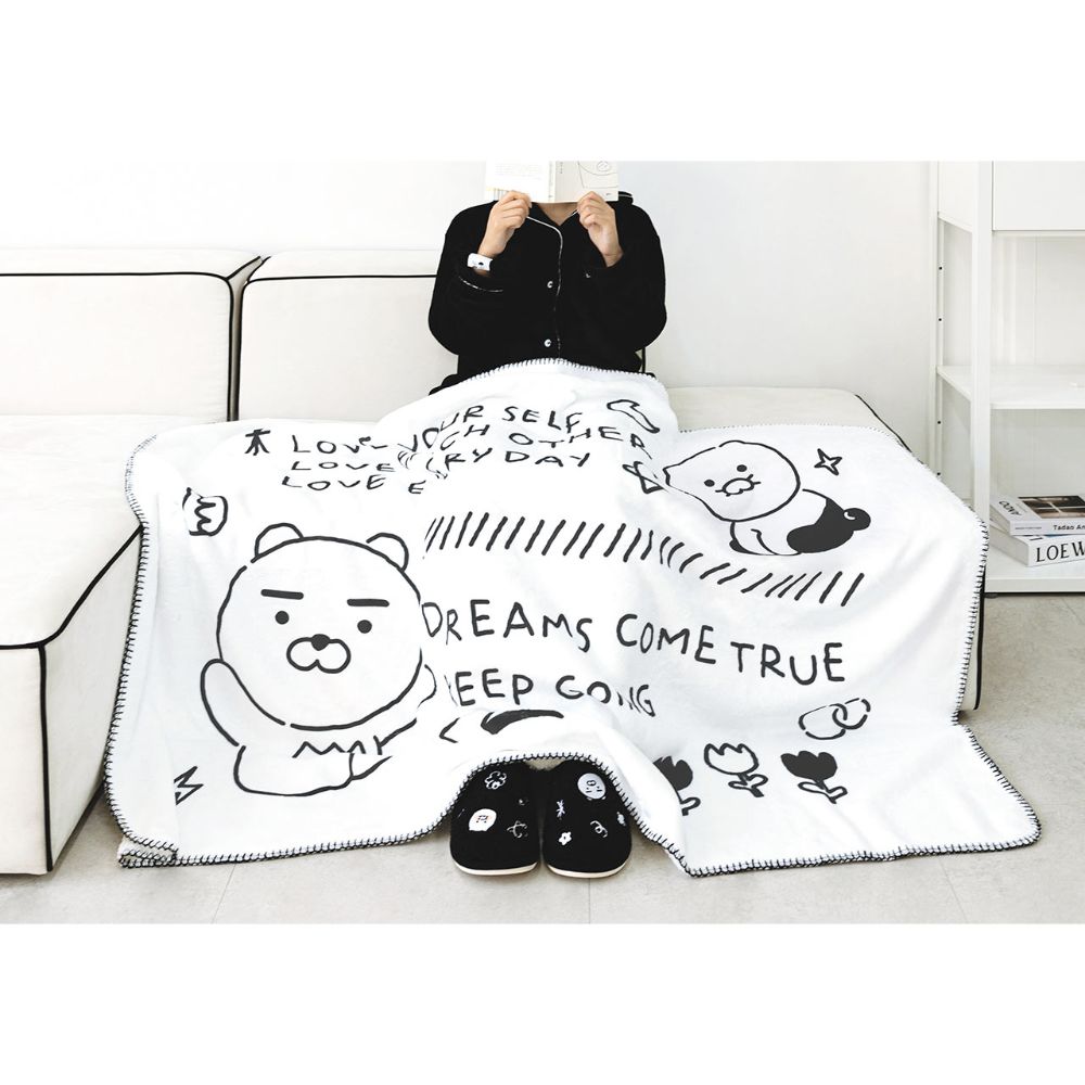 Kakao Friends - Doodle Doodle Ryan & Choonsik Large Fleece Blanket