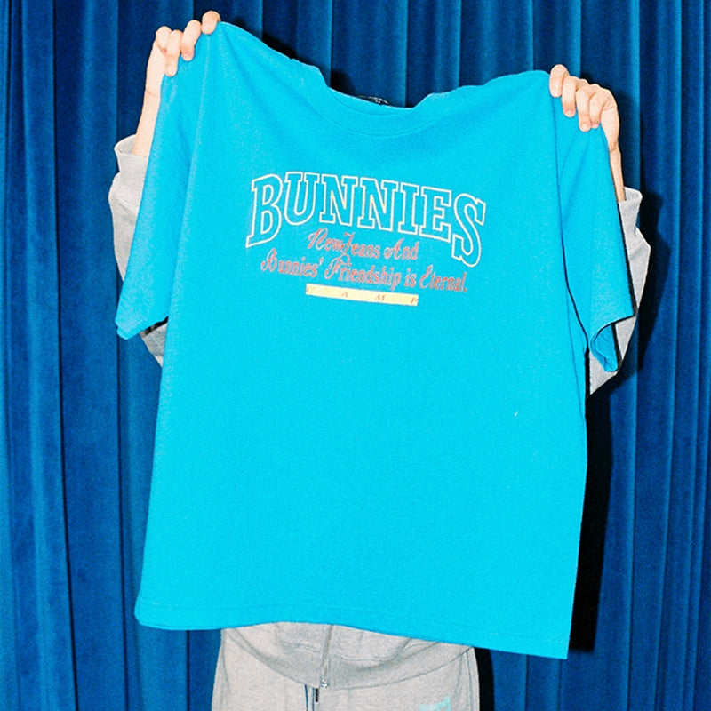 後払い手数料無料】 BUNNIES CAMP TEE [NewJeans] アイドル - fujisoft.com