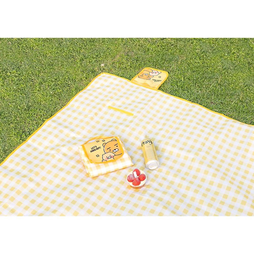 Kakao Friends - Choonsik Check Patterned Picnic Mat