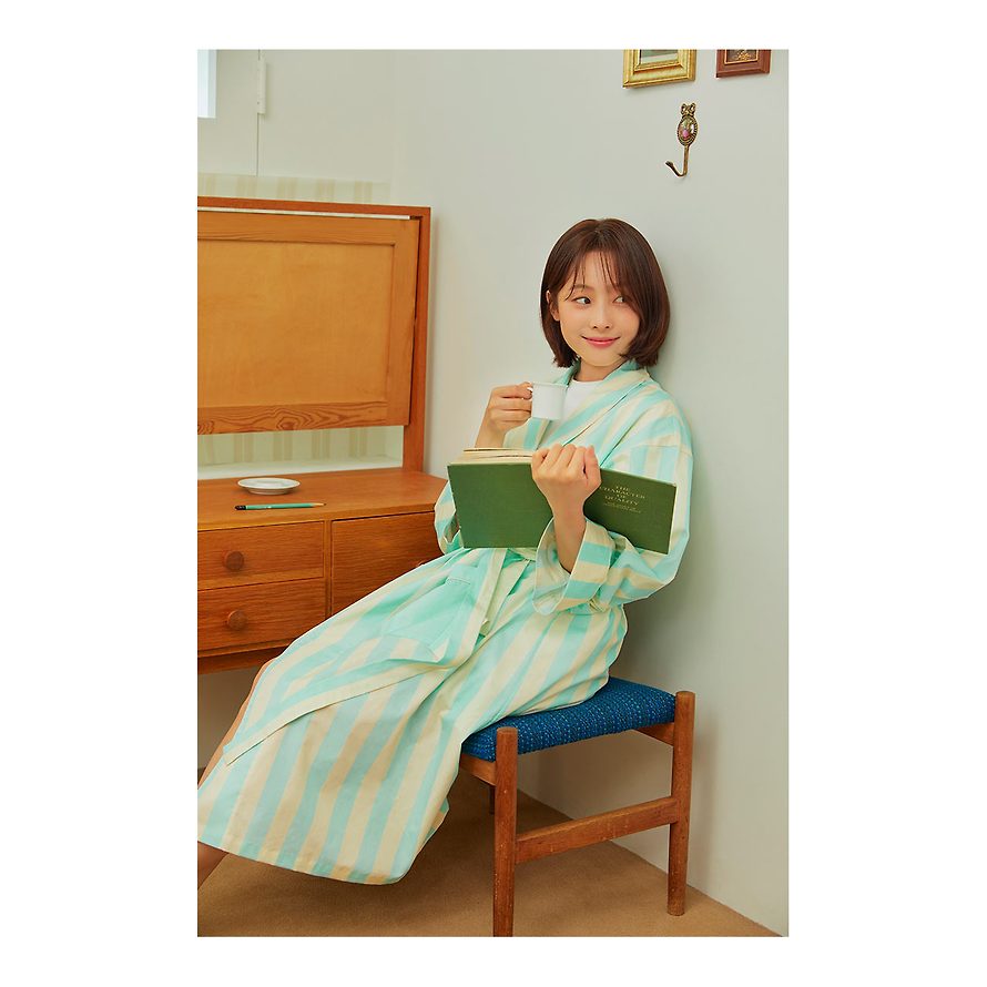 Apricot Studios x Kakao Friends - Choonsik Bathrobe