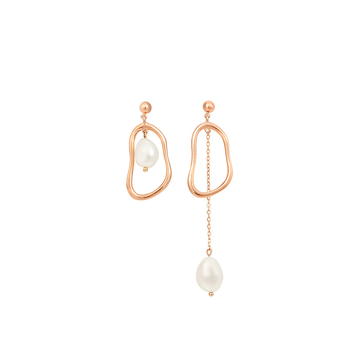 OST - Unique Layering Pearl Unbalanced Earrings