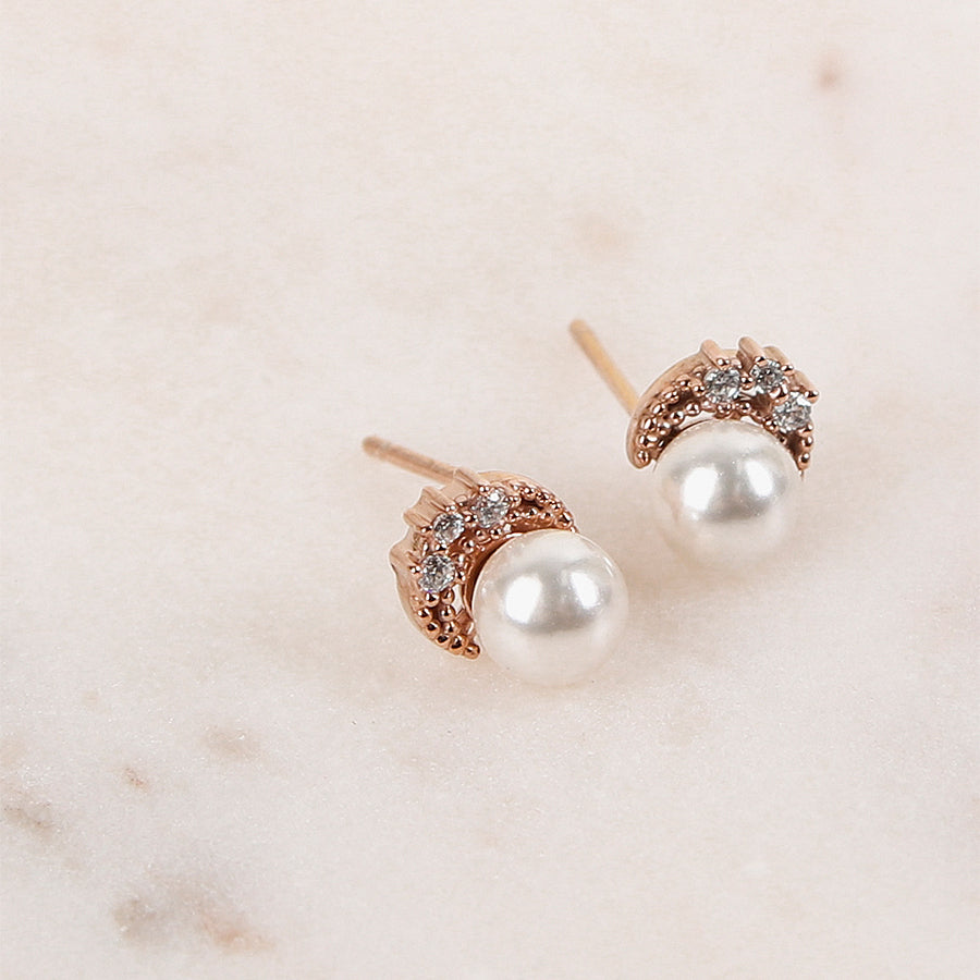 CLUE - Pearl Cubic Silver Earrings