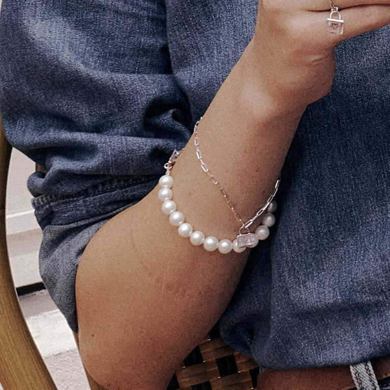 OST - White Pearl Bracelet