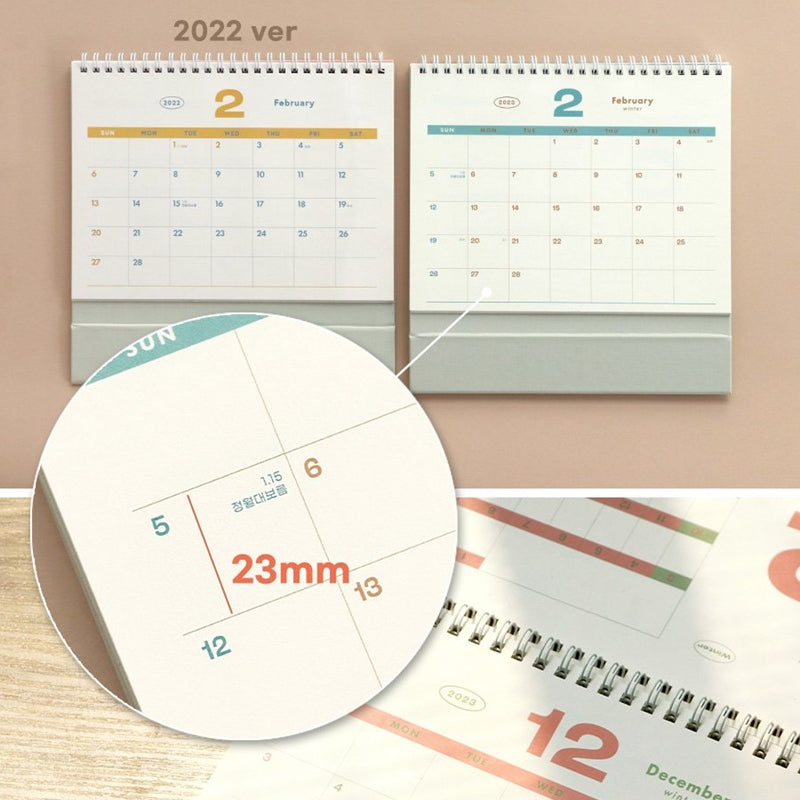 ICONIC - 2023 Color Palette Desk Calendar