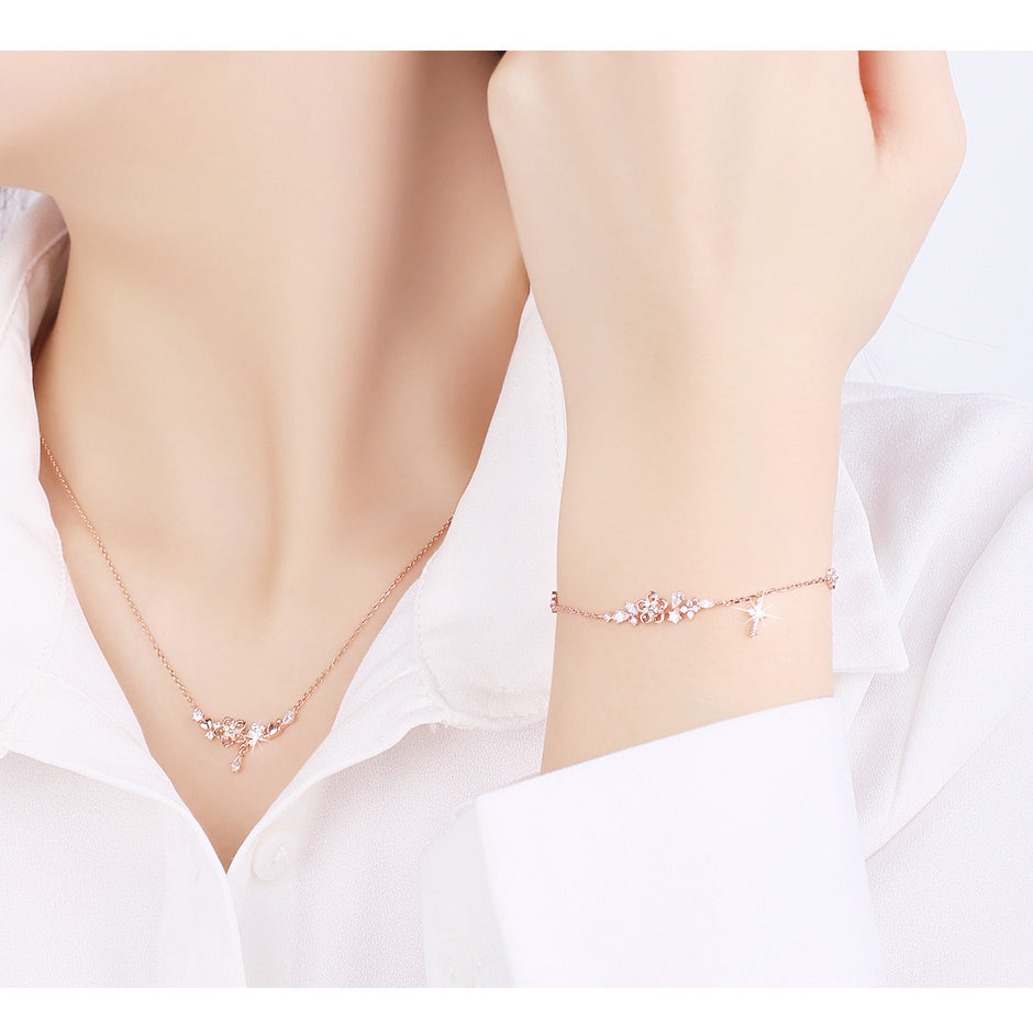 CLUE - Eternal Happiness White Gem Maehwamareum Silver Bracelet