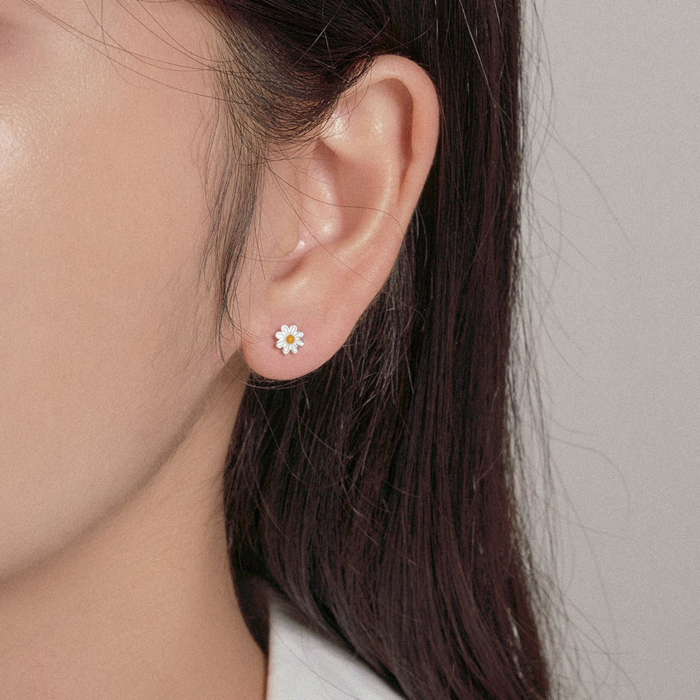 OST - Primavera Daisy Silver Earrings