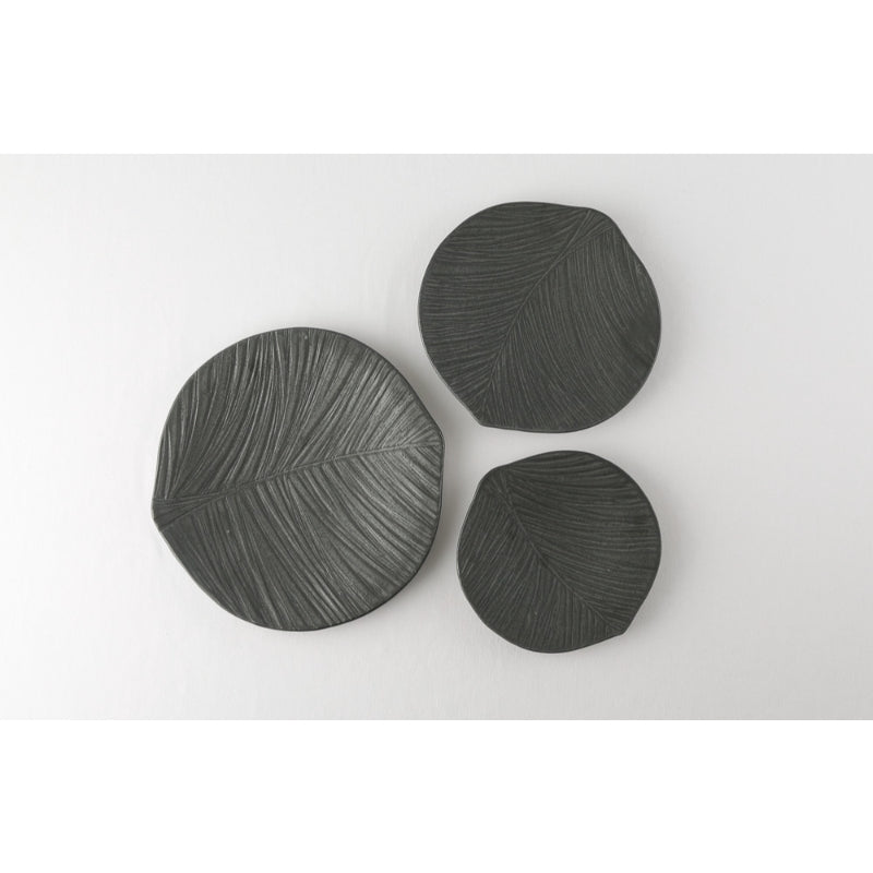 Chaora - Black Leaf Round Plate