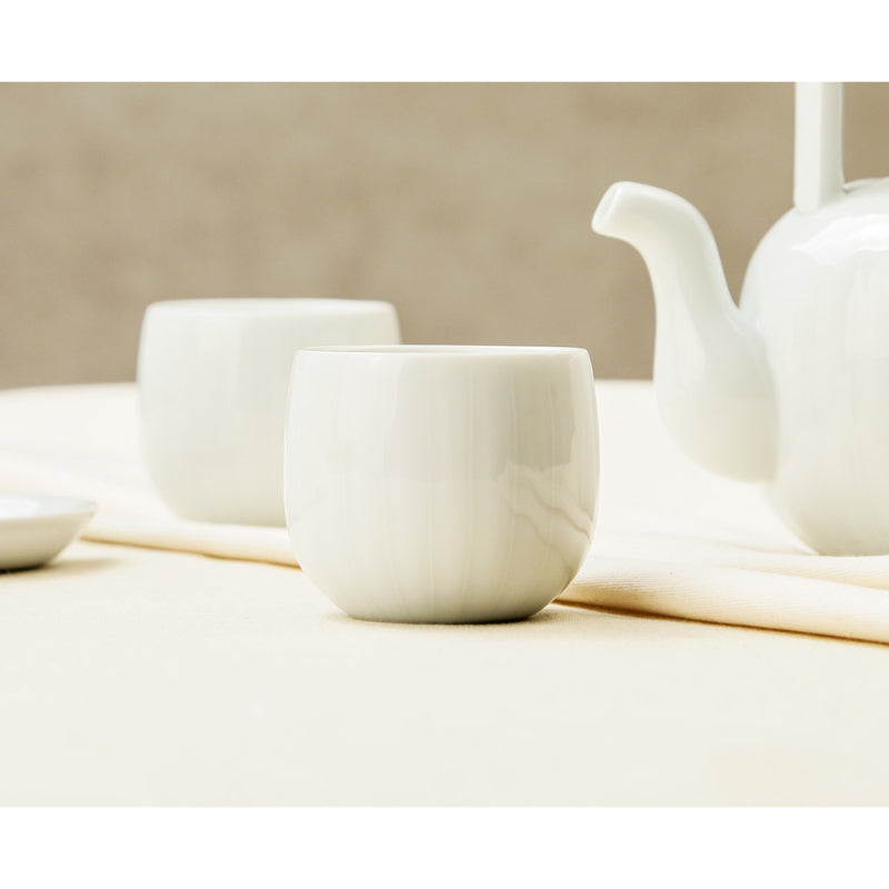 Chaora - White Porcelain Striped Tea Cup