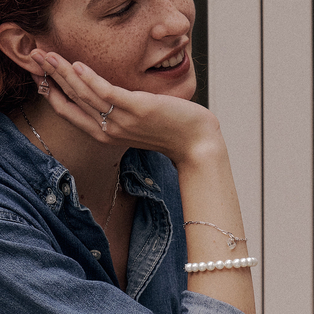 OST - Transparent Alphabet Rock Bracelet