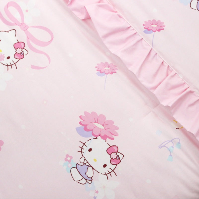 NARA HOME DECO X Hello Kitty - Flower Garden Bedding Quilt