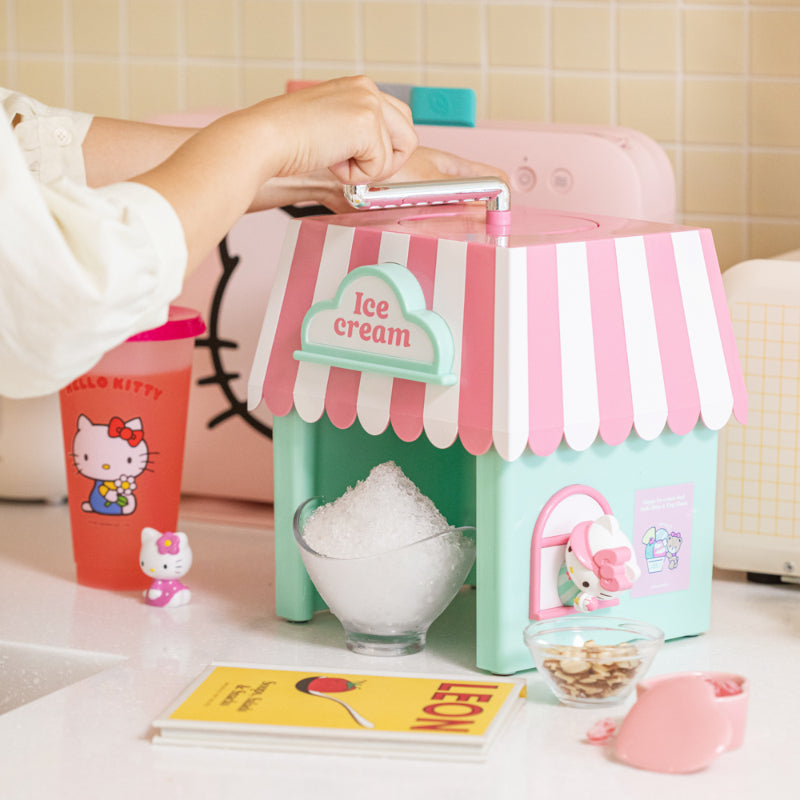 Sanrio x 10x10 - Hello Kitty Ice Shaver