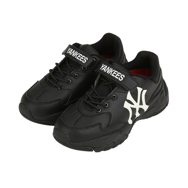 MLB New York Yankees NY Size 7 Black Chunky Sneakers Shoes Baseball