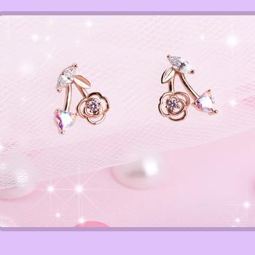 Clue X Esther Bunny - YoungLong Cherry Aurora Heart Silver Earrings