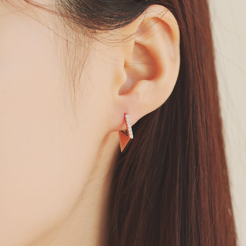 OST - Glam Onyx Half Earrings