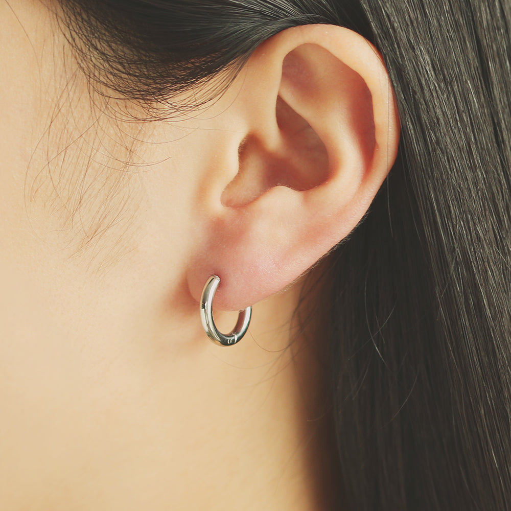 OST - Simple One-Touch Silver Ear Pierce