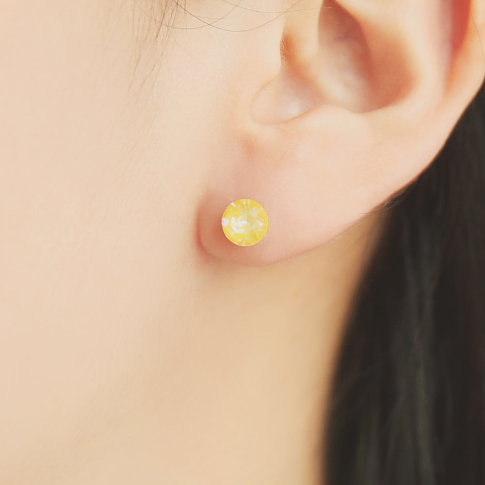 OST - Sweet Yellow Round Cubic Silver Ear Pierce