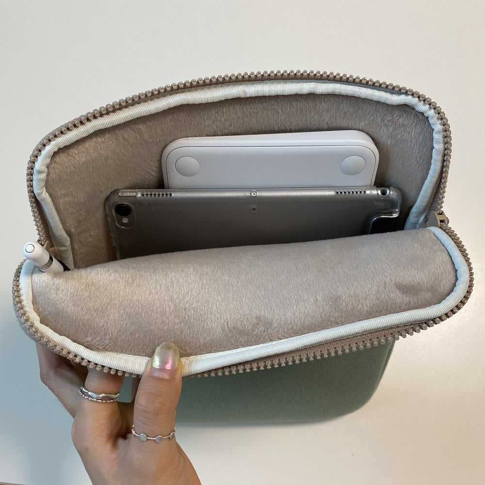 Teteum - Bebe iPad Pouch