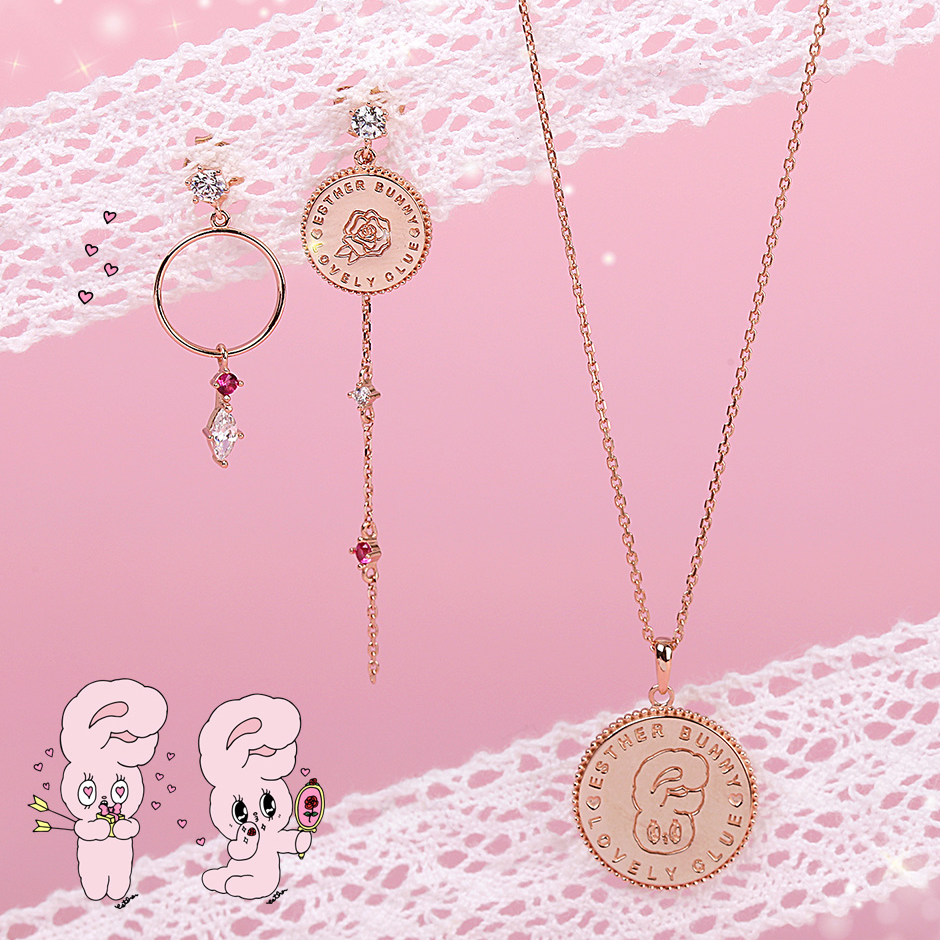 Clue X Esther Bunny - Roseholic Unbalanced Coin Silver Necklace