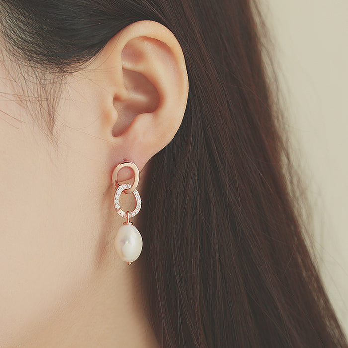 OST - Cubic Turing Bold Pearl Earrings