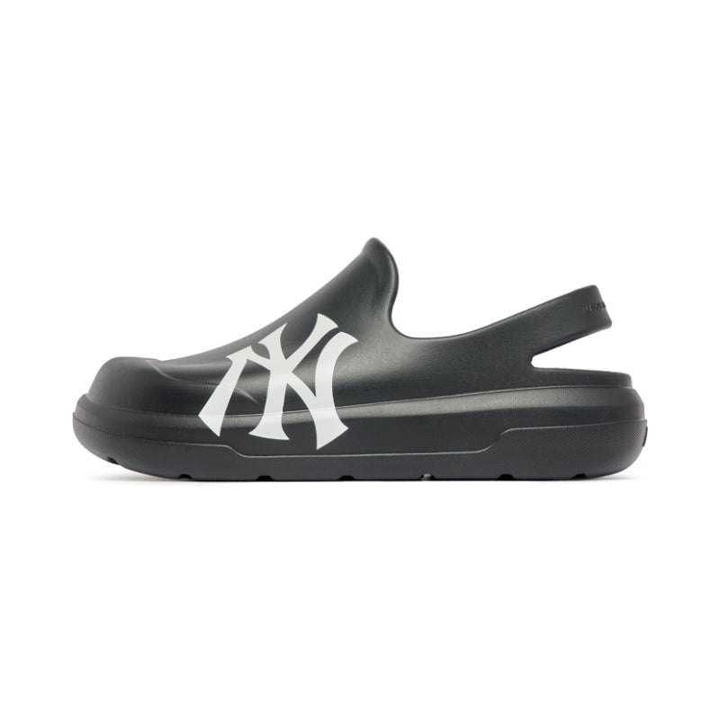 MLB NY Yankees Monogram Chunky Sandal Black