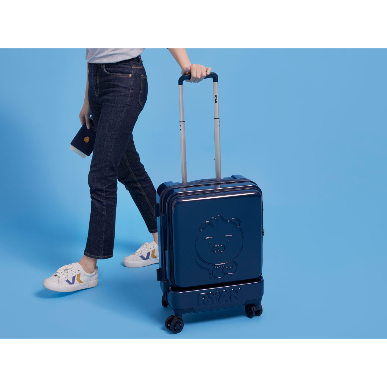 Ryan suitcase online