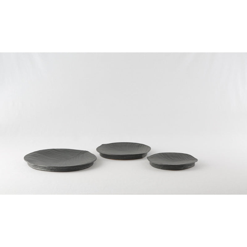 Chaora - Black Leaf Round Plate