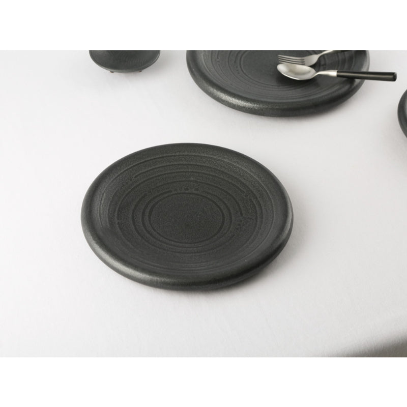 Chaora - Black Frisbee Plate (L)