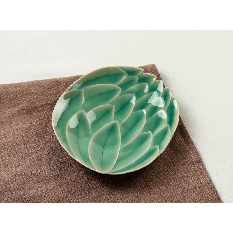 Chaora - Celadon Lotus Plate