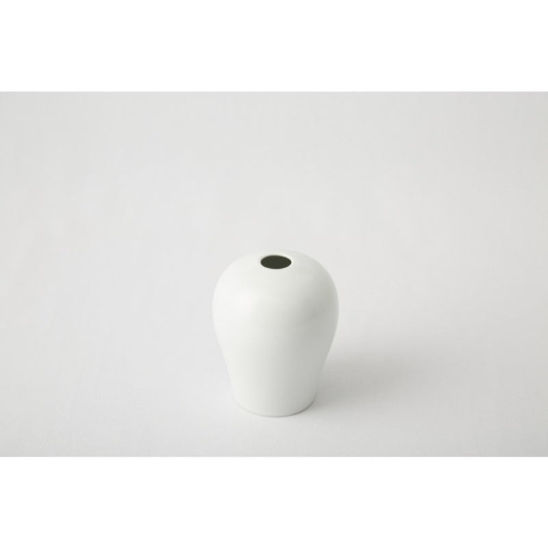 Chaora - White Porcelain Vase