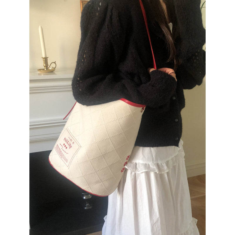 Ovuni - Pauline's Bucket Bag