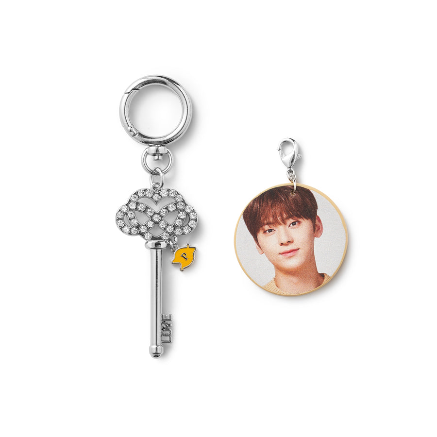 Spoonz x NU'EST - Photo Ornament Keyring